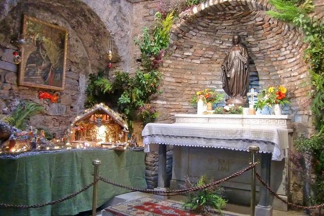 Daily Trip to House of Virgin Mary, Ancient City of Ephesus, Basilica of St.John - Guides and driving: how quality shows up in the day
