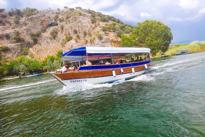 Dalyan Bus Trip to Caunos, Turtle Beach and Sultaniye Mud Bath from Marmaris - Lunch on the boat and how the day stays on schedule