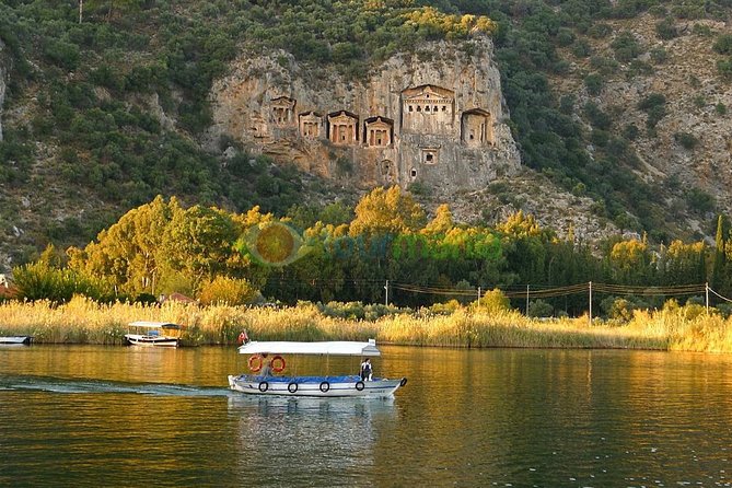Dalyan Mud Baths and Turtle Beach Day Tour From Fethiye - How guides, drivers, and photo stops affect your day