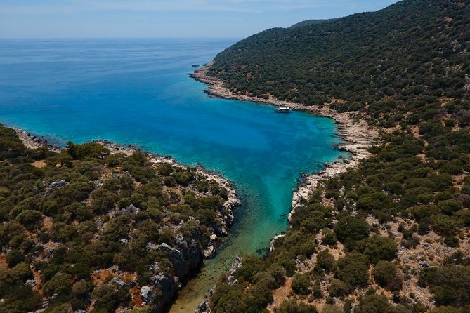 Deluxe Sunken City Boat Guided Tour From Kas - Boat comfort and pacing: why the small group matters