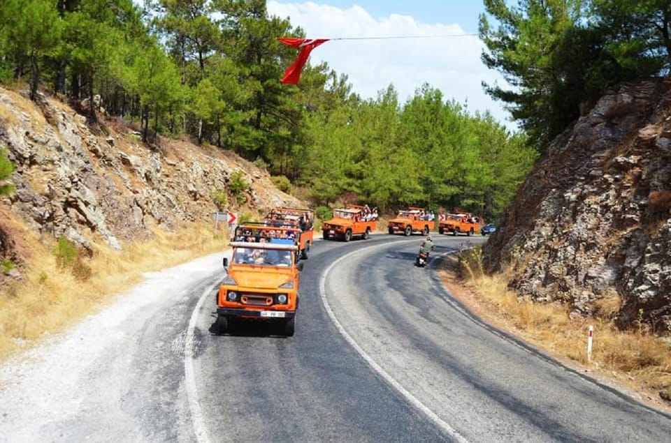 Didim Jeep Safari W/Lunch and Return Transfers - Pickup, Petrol Ofisi meet-up, and the first off-road stretch
