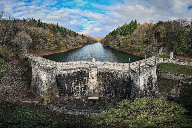 Discover Secret Lakes by Private Hiking Tour (w/Lunch, Transfers) - Key things to know before you go