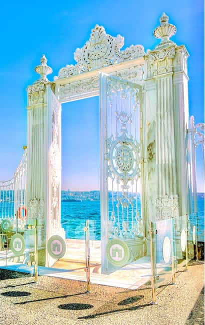 Dolmabahce Palace Ticket & Bosphorus Boat Tour Experience - Show&Go E-Tickets: What You’ll Actually Need