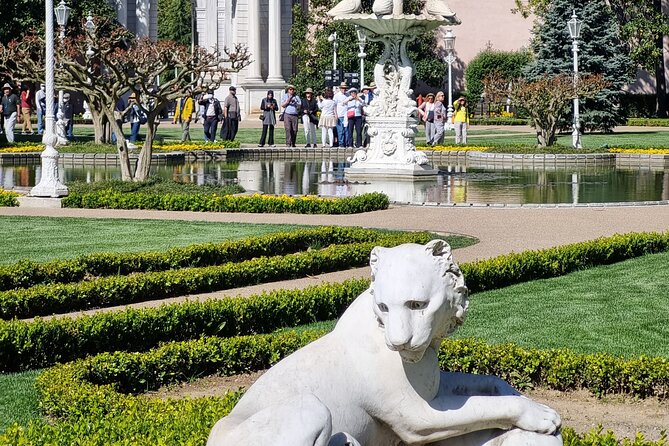Dolmabahçe Palace Tour with Guide and Luxury Yacht Sunset Cruises - Rumeli Hisarı and Anadolu Hisarı: Ottoman defenses, now open-air stages