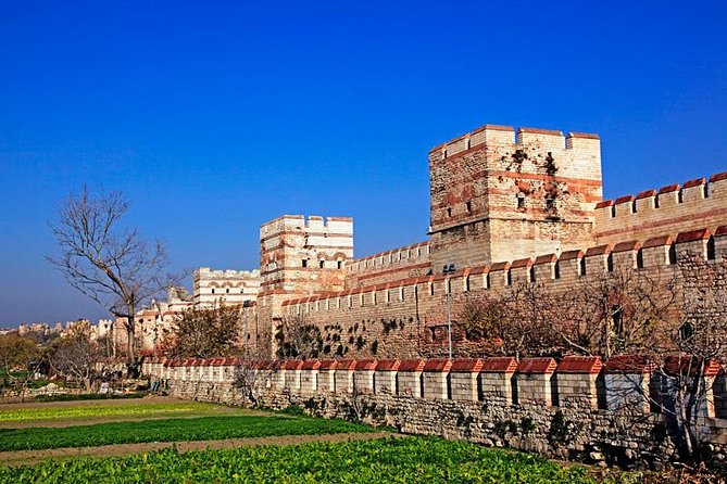 Dolmabahçe Palace with Bosphorus Cruise - Halic by bus and the city walls: seeing Istanbul’s edges