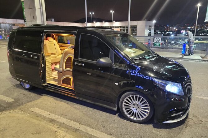 Economic Istanbul Airport Shuttle - On the Road: What the Trip Feels Like (15 Temmuz Bridge, Highway, and Water)