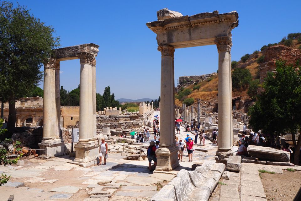 Ephesus: 4-Hour Guided Tour with Transfer from Kusadasi - Temple of Artemis (Artemision): the iconic final stop