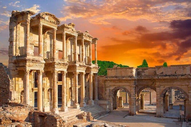 Ephesus and Pamukkale Full-Day Private Tour from Istanbul by Plane - Virgin Mary’s House near Selçuk: a calmer pause from stone