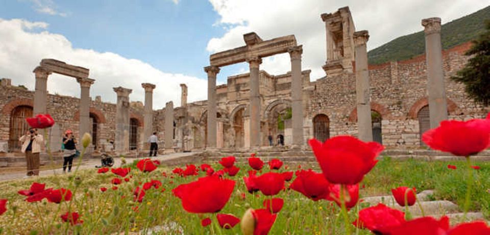 Ephesus and Virgin Mary Day Trip by Plane from Istanbul - Flying out of Istanbul at 04:30: fast logistics, real payoff