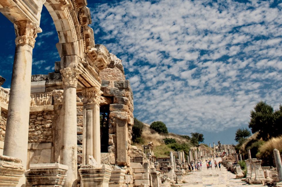 Ephesus Full-Day Tour from Kusadasi or Selcuk - House of Virgin Mary: why that first hour feels different