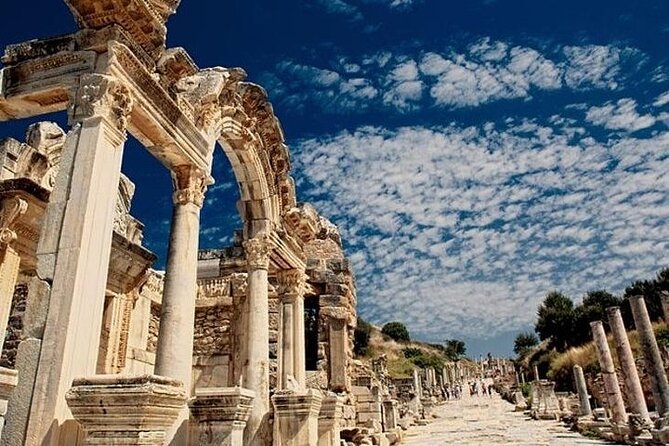 Ephesus & Pamukkale Tour in One Day - Pamukkale + Hierapolis Ruins: Guided Tour First, Terraces Time Second
