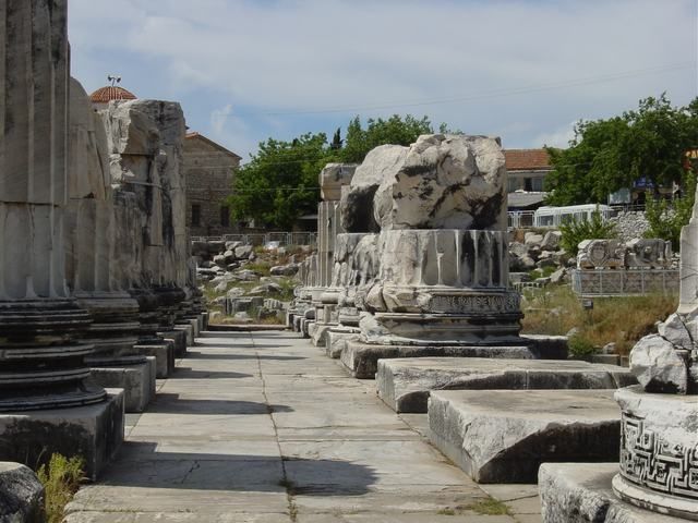 Ephesus, Priene, Miletos and Didyma Tour - Miletos: where philosophers taught and baths still impress