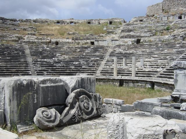 Ephesus, Priene, Miletos and Didyma Tour - Didyma: the Temple of Apollo and the sanctuary that rivaled Delphi