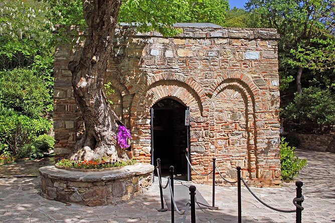 Ephesus Private Tour / FOR CRUİSE GUESTS ONLY - Isa Bey Mosque: Inside Views and Garden Time