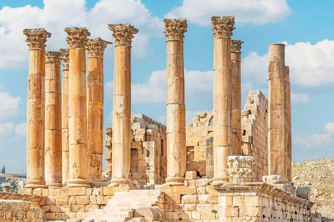 Ephesus Tour from Istanbul by Flight - Selçuk Lunch: Traditional Turkish Food and a Real Break