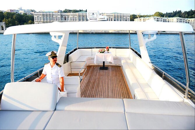 Exclusive Bosphorus Cruise - Luxury Yacht Experience in Istanbul - Ottoman Waterfront Housing and the Feeling of an Old Coastline