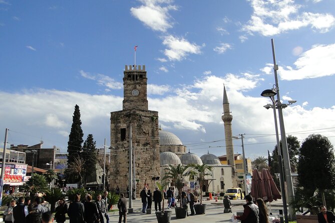 Explore The Old Town With Local Taste - What makes the guide style matter (and why Önder is mentioned so often)