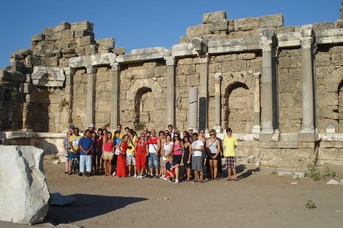 Exploring Ancient Wonders and Natural Beauty in Turkey - The Turkish delight and shop stops: enjoy the bonus or skip the pressure