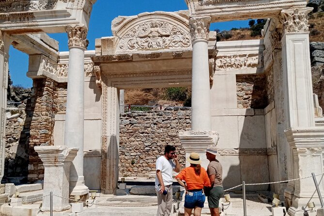 Family Package up to 15 Ephesus Tour from Bodrum Port and Hotels - Stop 1: Ancient Ephesus Highlights (Library of Celsus, Theater, Odeon)