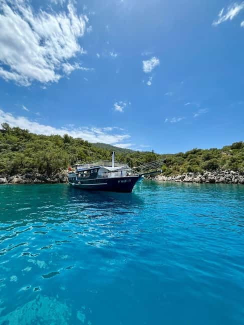 Fethiye Blue Voyage: Hidden Azure Bays w/ Snorkeling & Lunch - Tarzan Bay Rope Swing and Forest Shade: Playtime Without the Crowds