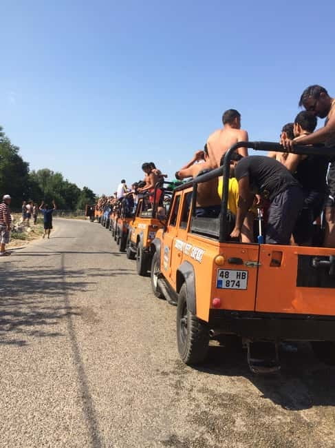 Fethiye: Jeep Safari to Tlos, Yakapark, Saklikent with Lunch - Gizlikent Waterfall: cooling off in a walk-through nature break