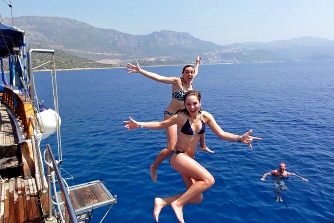 Fethiye Oludeniz Boat Trip With Butterfly Valley And Six Islands - Oludeniz at the end: making your last hour count