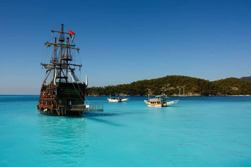 Fethiye: Ölüdeniz Pirate Boat with Swim Stops incl. Lunch - The 7-hour flow: how your day usually moves