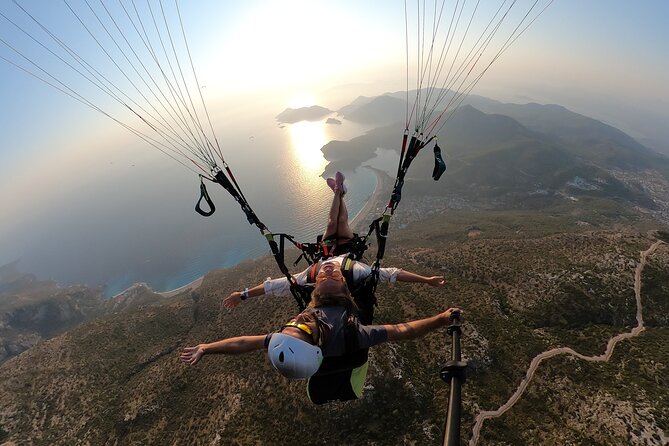Fethiye Ölüdeniz Tandem Paragliding (Babadag Mountain) - The flight itself: what you actually see while gliding