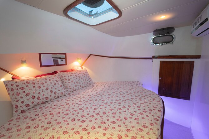 Fethiye Private Boat (Discover the Blues by Bay C Boat) - Lunch on board: Turkish starters, grilled main, and dessert