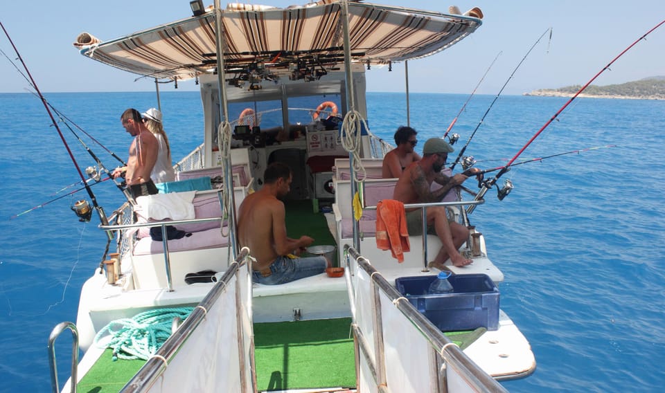 Fishing Experience in Belek with Breakfast and Lunch - Morning pickup, breakfast, and getting on board without stress