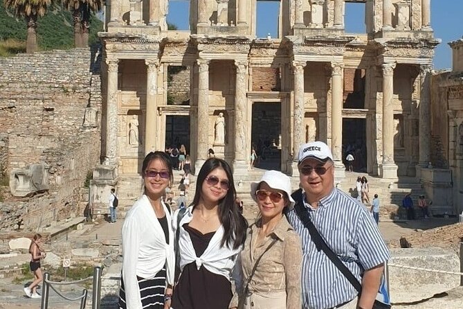 FOR CRUISERS : Ephesus Tour with Lunch - Lunch at a carpet-weaving cooperative: food plus craft culture