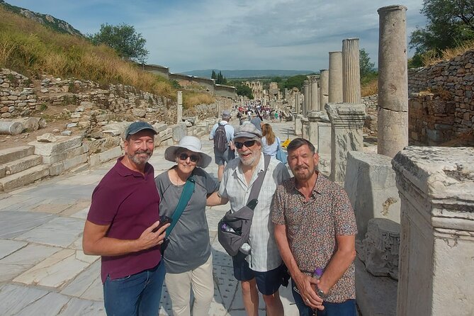 FOR CRUISERS : Ephesus Tour with Lunch - Kuşadası Bazaar and Pigeon Island Castle at the end