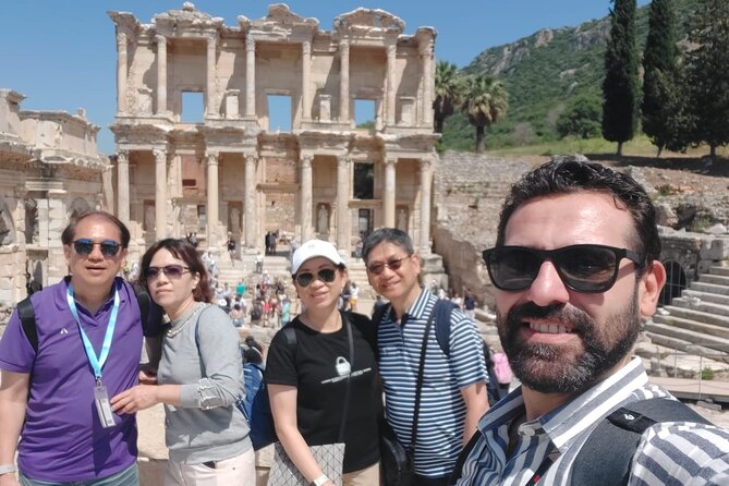 FOR CRUISERS : Ephesus Tour with Lunch - Where to meet your guide at Kuşadası Port