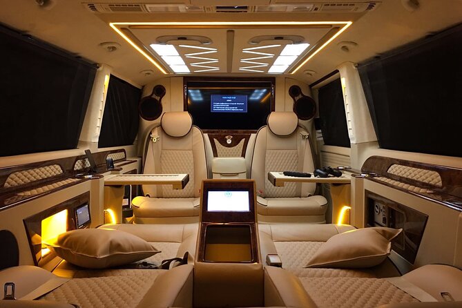 From Antalya Airport to Antalya Hotels VIP Transfer - VIP transfer without the stress: airport and hotel pick-up