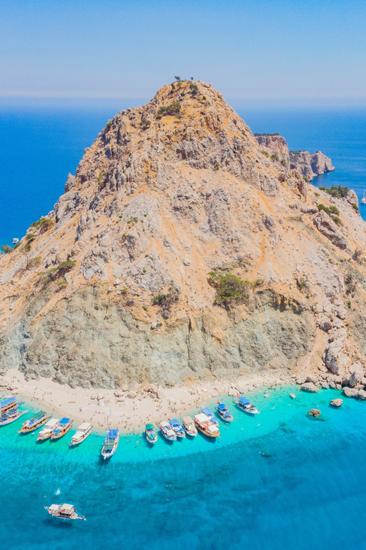From Antalya: Suluada Island Boat Trip with Lunch - Crowds and boat-to-boat “traffic”: what to expect in the real world