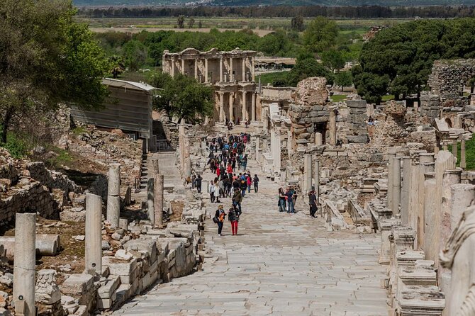 From Bodrum: Full-Day Ancient Ephesus Tour with Guide & Transfer - Pickup, timing, transport, and how the day stays organized