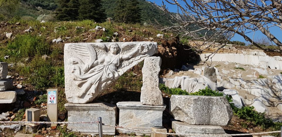 From Çeşme: Highlights of Ephesus Tour - Price and value: $175 plus entrance tickets