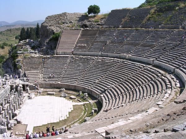 From Istanbul: 2-Day Ephesus & Pamukkale Tour by Bus - From Ephesus to Selçuk: the Artemis Temple and ancient-city experience