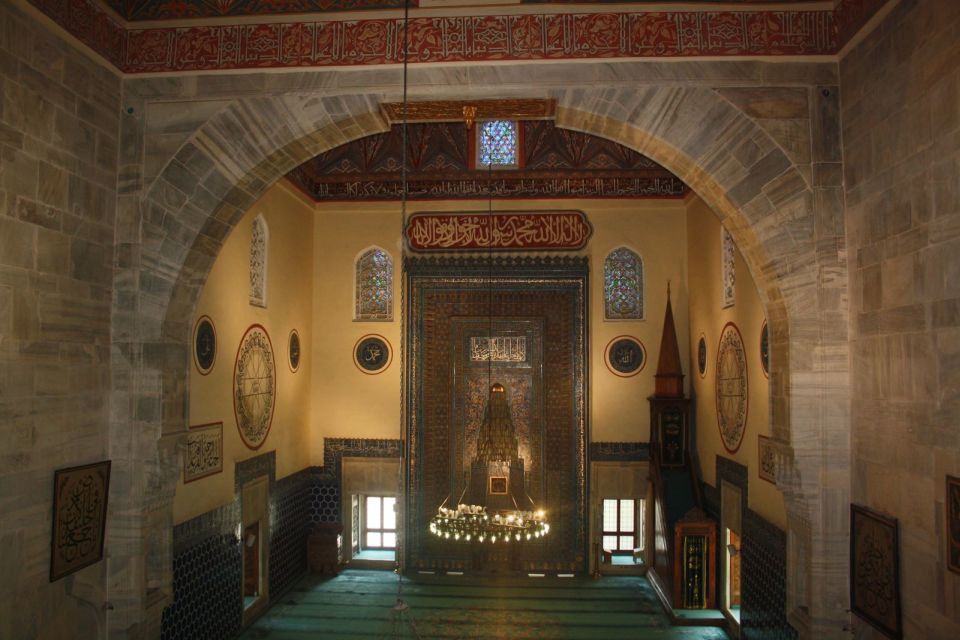 From Istanbul: Bursa and Mt. Uludağ Full-Day Tour - Ulu Cami (Grand Mosque): calligraphy, scale, and why it’s a centerpiece
