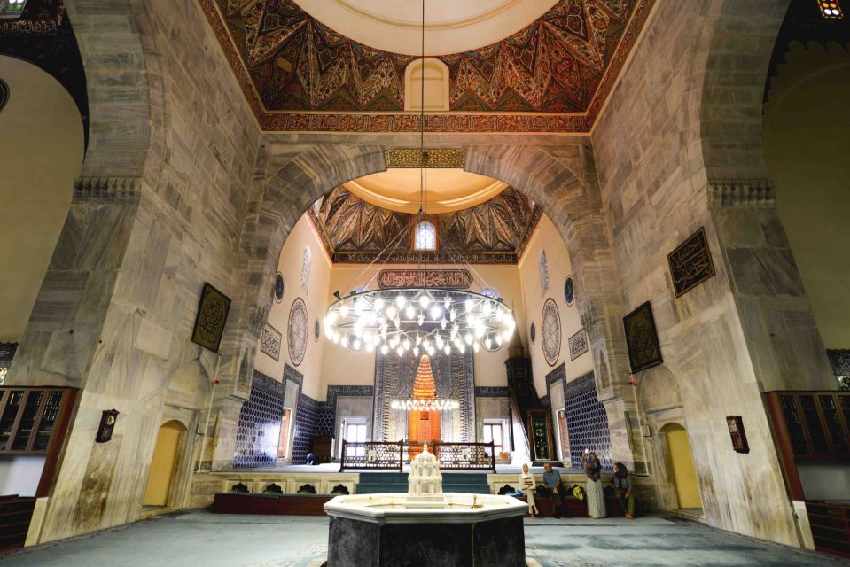 From İstanbul: Bursa Uludağ Mountain Tour & Cable Car Ride - Bursa Starts With the Ottoman Story at the Green Mosque
