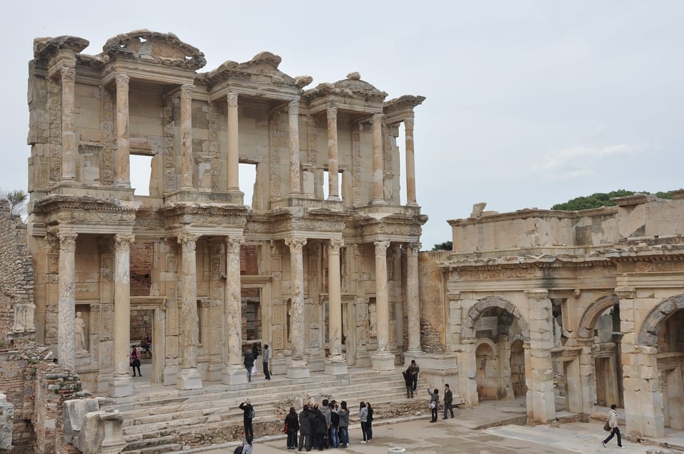 From Istanbul: Ephesus Tour with Roundtrip Flight - Temple of Artemis plus photo chances of St John and İsa Bey