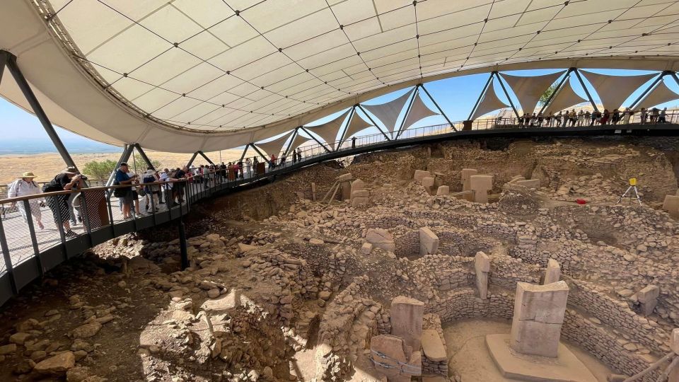 From Istanbul: Gobeklitepe Daily Tour - Sanlıurfa city center: Halil-ür Rahman Mosque, Balıklıgöl, and the Abraham cave area