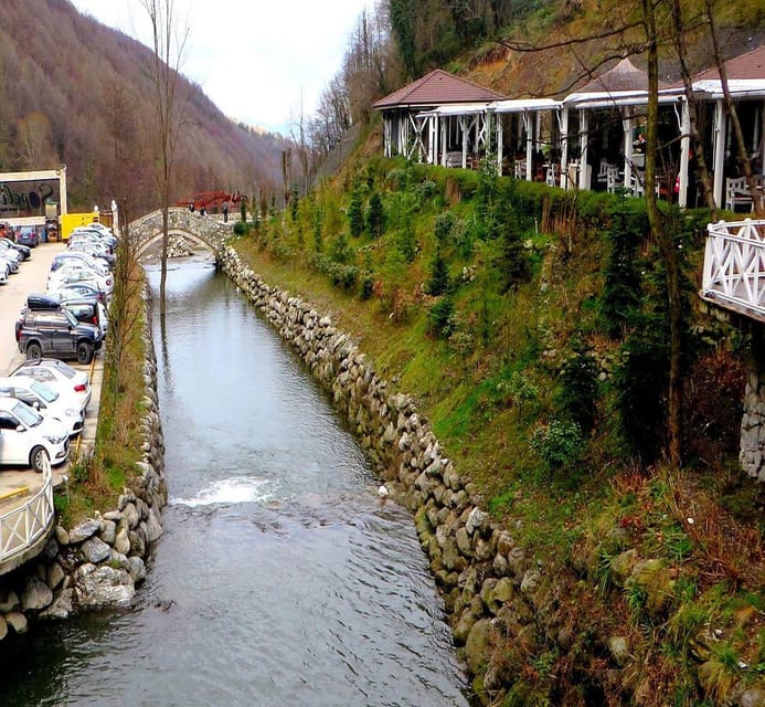 From Istanbul: Sapanca & Maşukiye Full-Day Tour with Lunch - Turkish Delight Tastings in Sapanca: The Quick Local Break