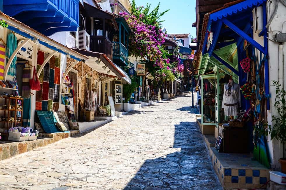 From Kemer: Kas and Kaputas Beach Small Group Day Trip - Why Kaş and Kaputaş feel like the best kind of split day