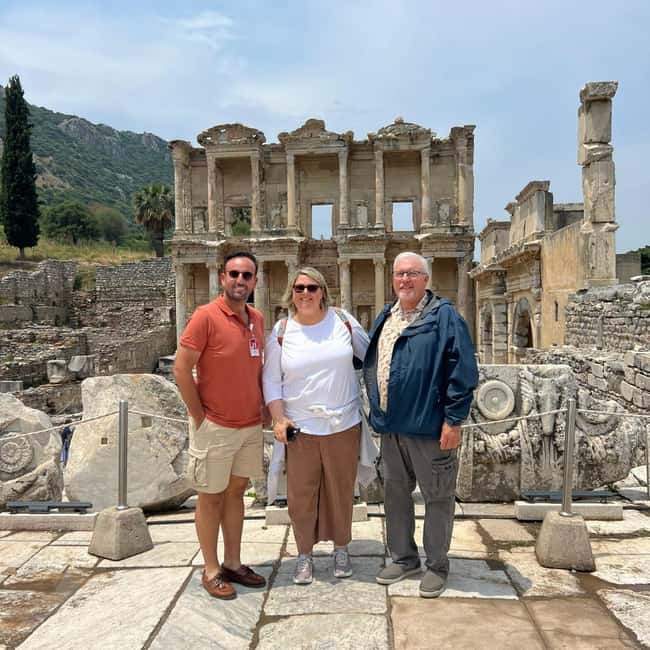 From Kusadasi Cruises: Ephesus Private Guided Tour - Ephesus: more than a ruin field