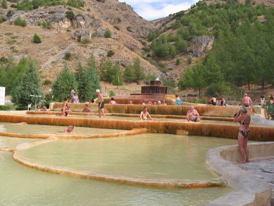 From Kusadasi: Daily Pamukkale - Hierapolis Tour - Who Should Book This Pamukkale and Hierapolis Tour?