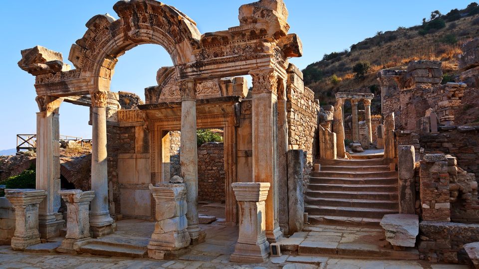 From Kusadasi: Ephesus and Pamukkale 2 Day Private Tour - Day 1 at Ephesus: where the city shape tells the story