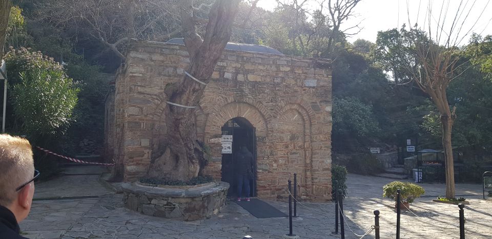 From Kusadasi or Selcuk: Full-Day Ephesus Tour with Lunch - Temple of Artemis: the famous stop that closes the loop