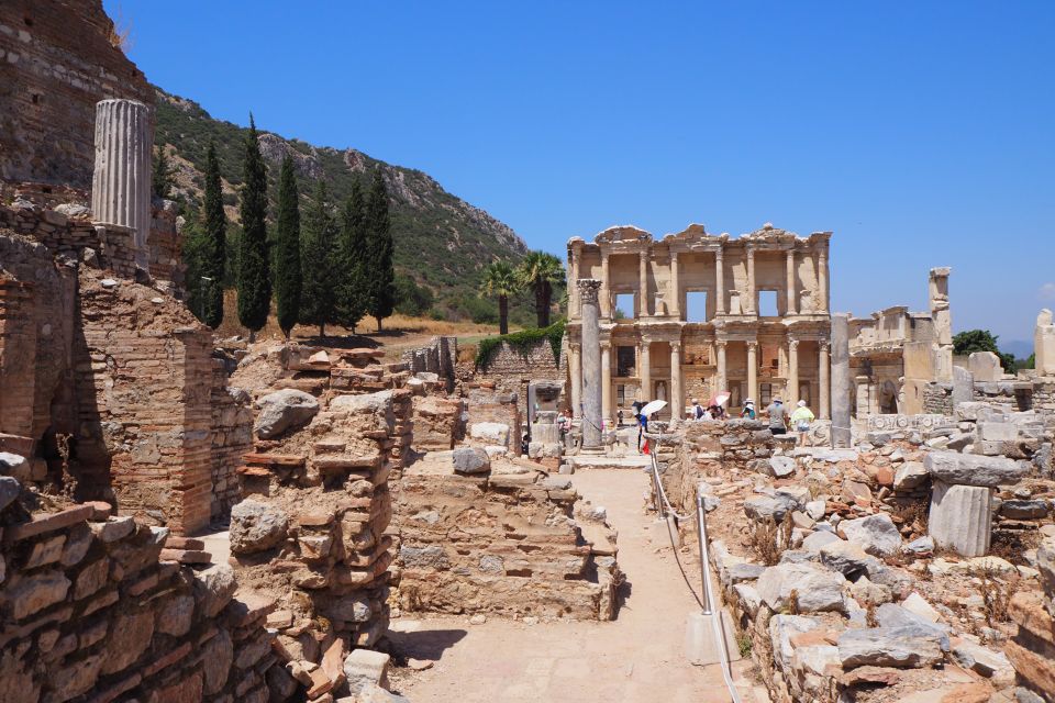 From Kusadasi Port: Ephesus Full-Day Private Trip - What to bring: shoes, sun, and the reality of limited shade