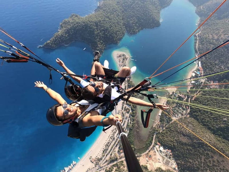 From Marmaris: Fethiye Paragliding Experience w/Lunch - Getting Picked Up in Marmaris (and Not Getting Left Behind)